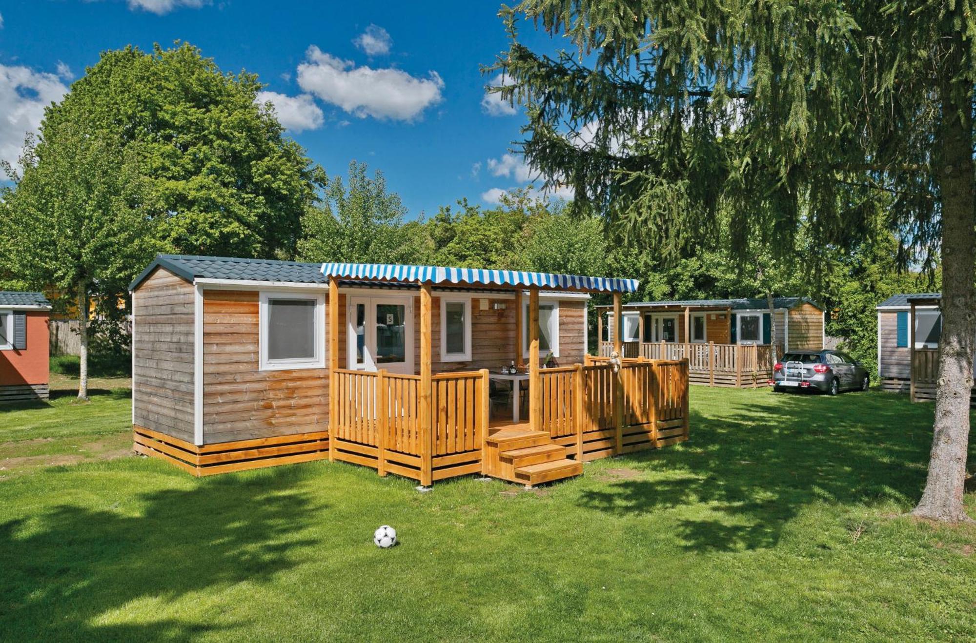 Knaus Campingpark Frickenhausen Фриккенхаузен-ам-Майн Экстерьер фото