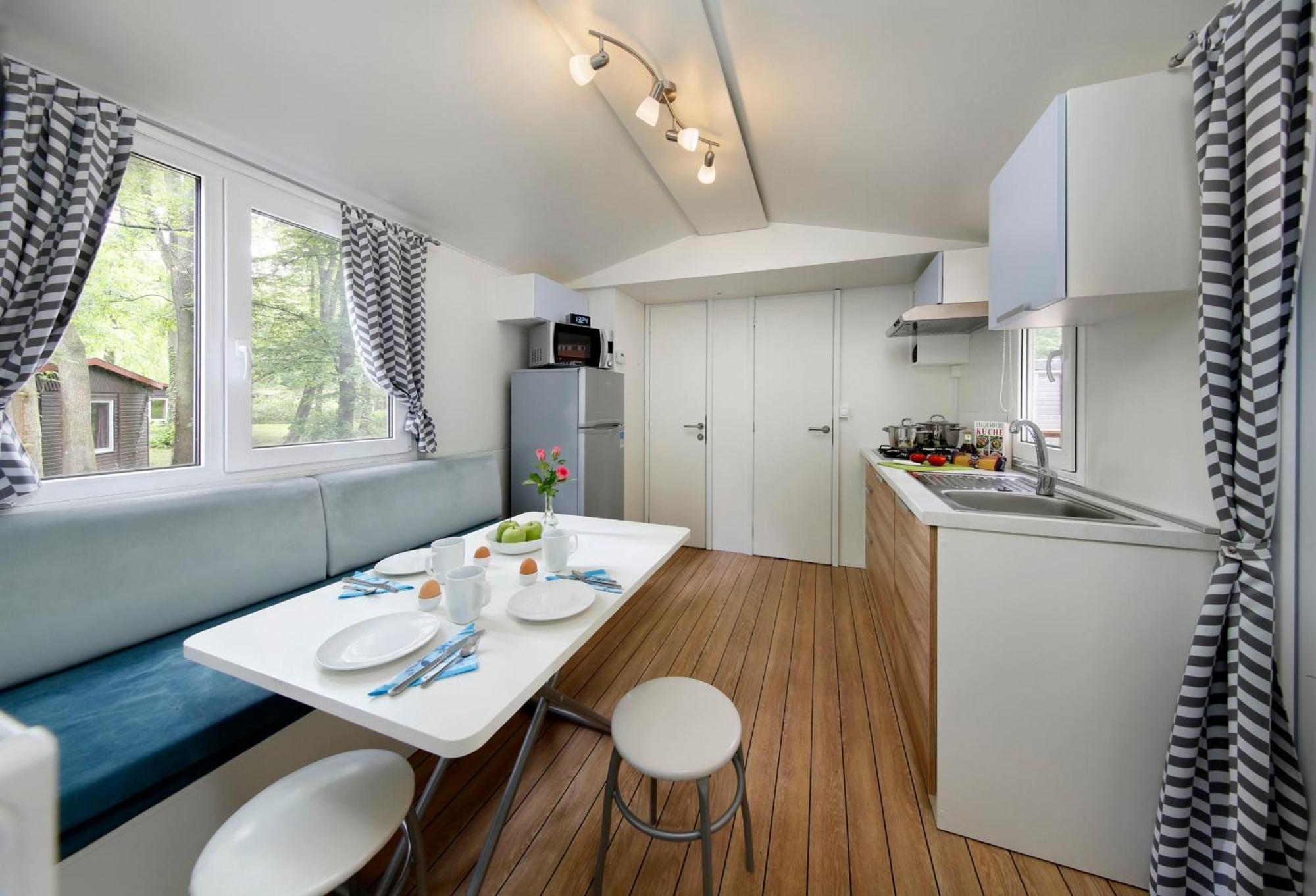 Knaus Campingpark Frickenhausen Фриккенхаузен-ам-Майн Экстерьер фото
